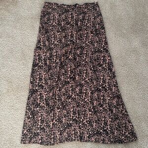 Aritzia Wilfred midi animal print skirt, size 2 only worn once